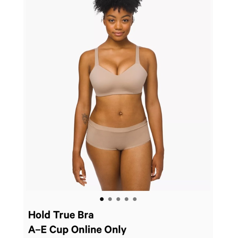 NWT Lululemon Hold True Bra